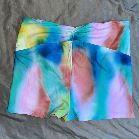 Citrus reversible tie dye swim/active shorts - Picture 2 of 14